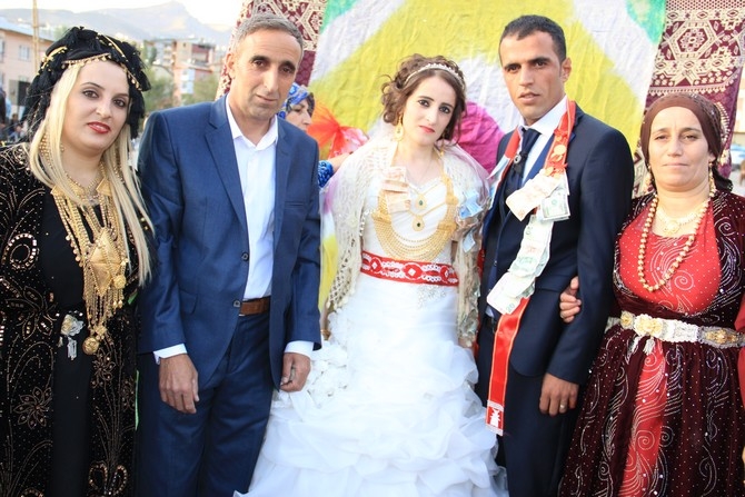 17-18-2015 Ekim Ayı Hakkari Düğünleri 72