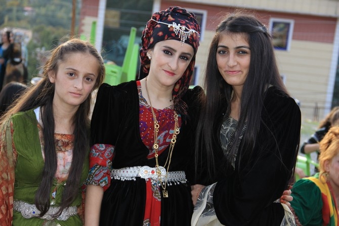 17-18-2015 Ekim Ayı Hakkari Düğünleri 82