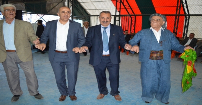 17-18-2015 Ekim Ayı Hakkari Düğünleri(2) 35