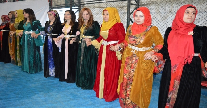 17-18-2015 Ekim Ayı Hakkari Düğünleri(2) 44