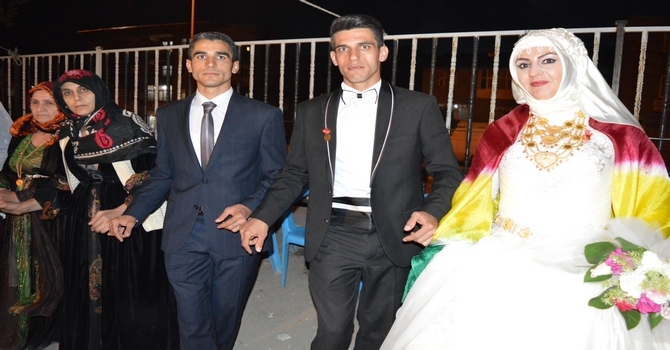 17-18-2015 Ekim Ayı Hakkari Düğünleri(2) 59