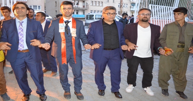 17-18-2015 Ekim Ayı Hakkari Düğünleri(2) 67