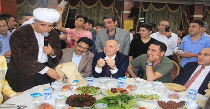 Hakkari bu defa tandır ekmeği ile anıldı 1