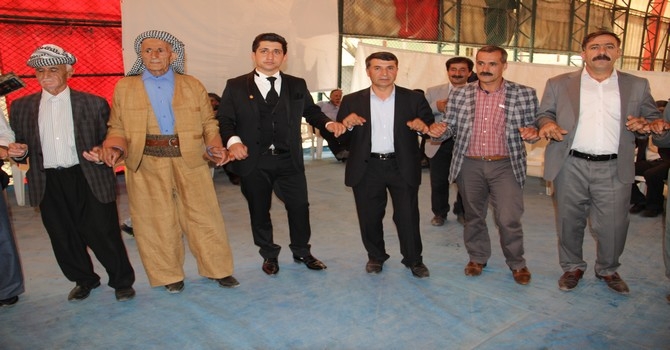 Topuz ve Yiğit ailesinin mutlu günü 10