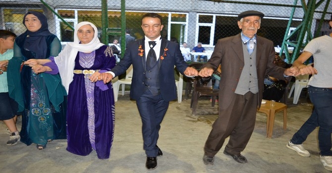 13-14-2016 Ağustos Ayı Hakkari Düğünleri 39