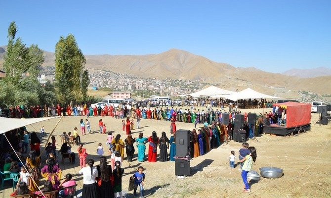 03,04.2016 Eylül ayı Hakkari düğünleri 1