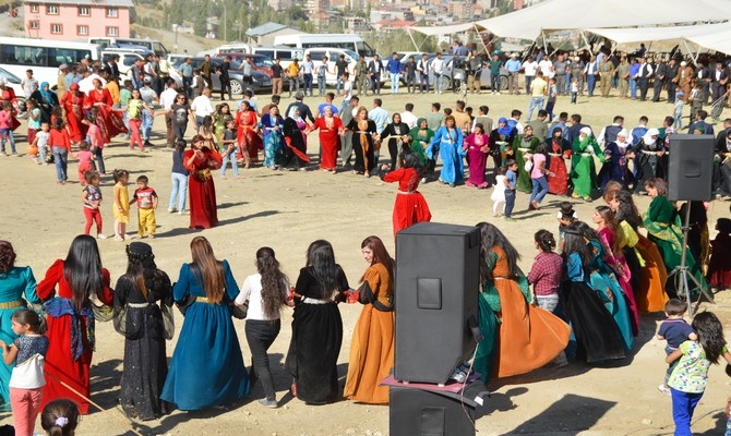 03,04.2016 Eylül ayı Hakkari düğünleri 2