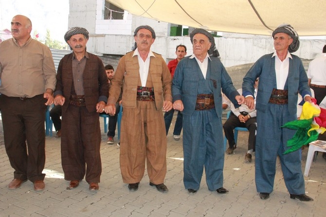 03,04.2016 Eylül ayı Hakkari düğünleri 85