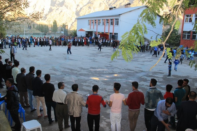 01-02-2016 Ekim Ayı Hakkari Düğünleri 44