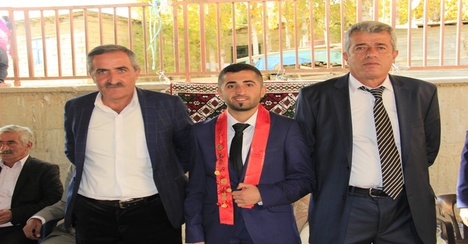 12-13- Kasım Hakkari düğünleri 17