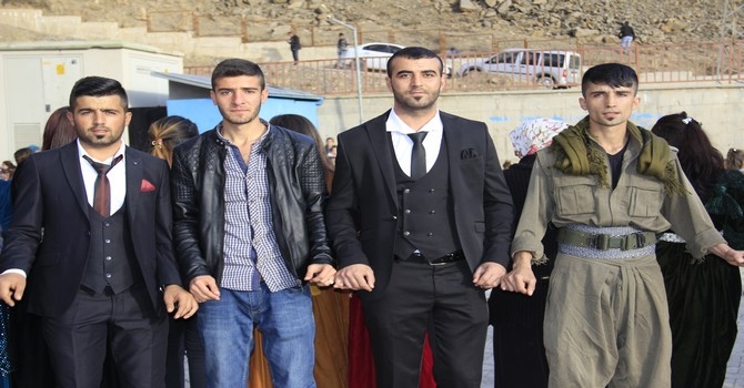 12-13- Kasım Hakkari düğünleri 23