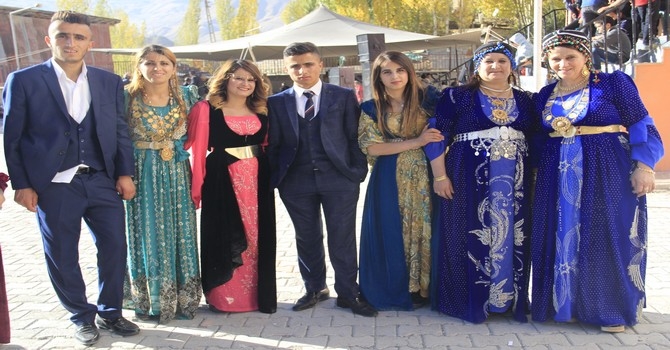 12-13- Kasım Hakkari düğünleri 7