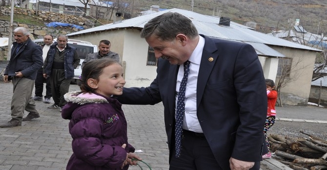Çukurca’da referandum ve yatırım heyecanı 11