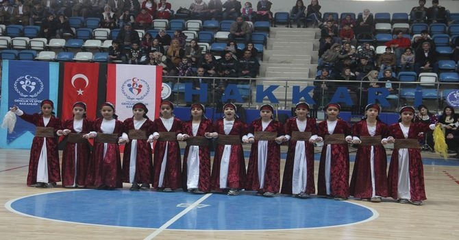 Hakkari Halk oyunlar il birinciliği yarışması-2018 4