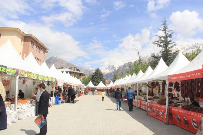 Yöresel ürünler fuarı açıldı! 1
