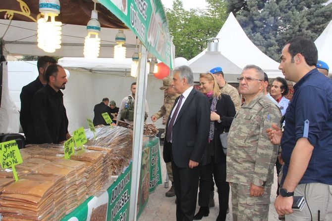 Yöresel ürünler fuarı açıldı! 10