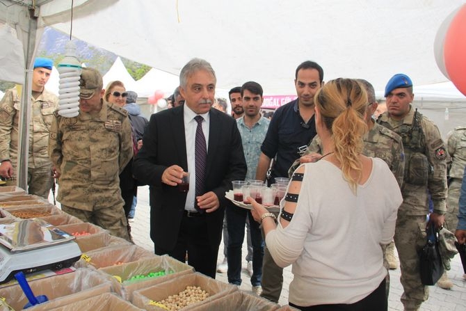 Yöresel ürünler fuarı açıldı! 11