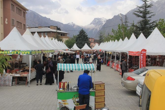 Yöresel ürünler fuarı açıldı! 15