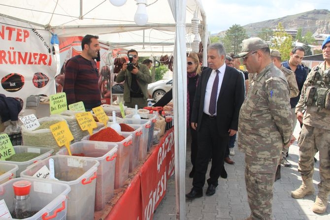 Yöresel ürünler fuarı açıldı! 4