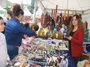 Yöresel ürünler fuarı açıldı!