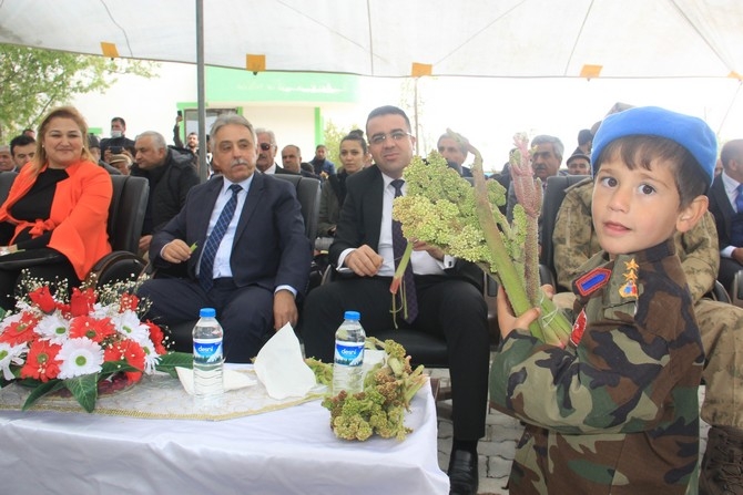 Hakkari’de 2. Uçkun festivali” düzenlendi 10