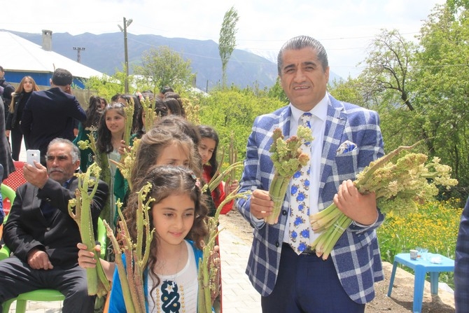 Hakkari’de 2. Uçkun festivali” düzenlendi 48