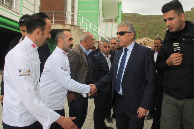 Hakkari’de 2. Uçkun festivali” düzenlendi 6