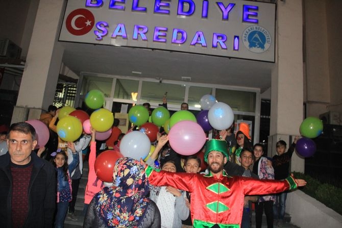 Belediye'den yüz boyama etkinliği 11