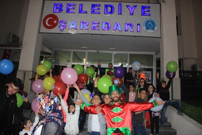Belediye'den yüz boyama etkinliği 12