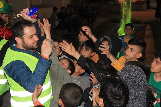 Belediye'den yüz boyama etkinliği 5