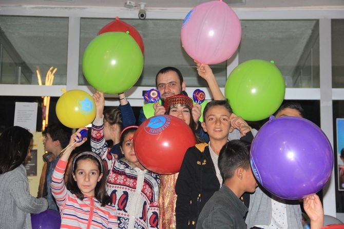 Belediye'den yüz boyama etkinliği 8