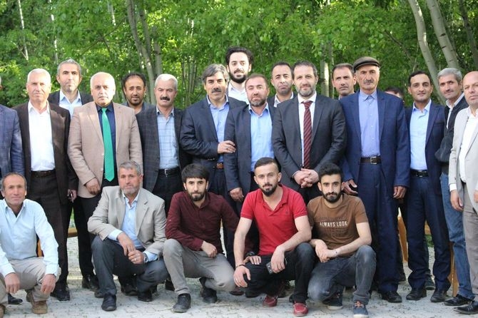 AK Parti heyeti Yüksekova’da! 20