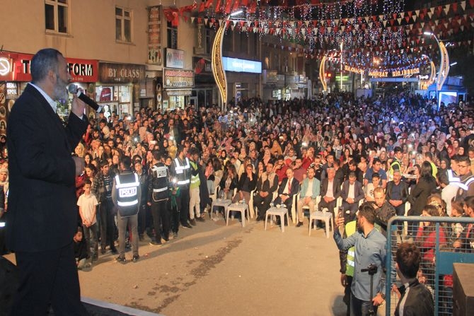 Erzincanlı’nın konserine binler katıldı 15