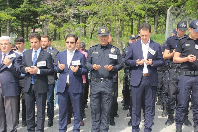 Şehitler törenle memleketlerine uğurlandı 12