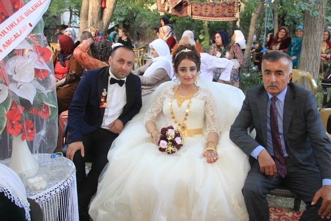 Tunç ailesinin mutlu günü 12