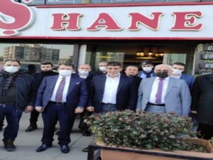 İşadamı Zeydan husumetli aileleri barıştırdı