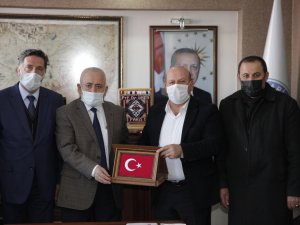 Genel Başkan Er'den Rektör Pakiş'e ziyaret