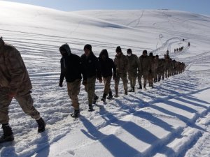 Çığ timi güvenlik korucuları afetlere hazırlanıyor