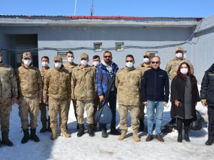 Sanatçı Öngel’den güvenlik güçlerin ziyaret