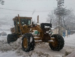 Çukurca'da yoğun kar yağışı