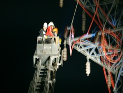 Hakkari'de Tedaş ekibinin zorlu çalışması