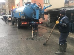 Belediye ekipleri tehlikeye geçit vermedi