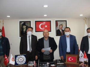 Ermenilerle ilgili acı gerçekler saptırılıyor