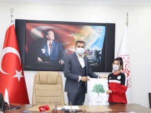 Hakkarili Şevval Türkiye üçüncüsü oldu
