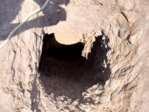 Mağaraya giren 2 kişiden biri öldü