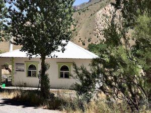 İnşaatı biten mescit müftülüğe devredildi
