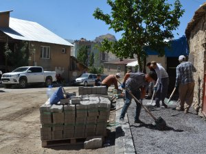 Hakkari’de asfalt için hazırlık başladı