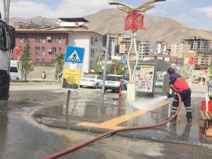 Belediye ekipleri bayram mesaisinde
