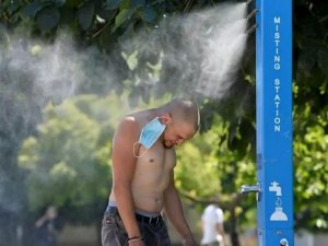 Sıcaklar esnafa kepenk kapattırdı