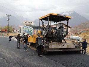 Okular bölgesinde asfalt çalışması sürüyor